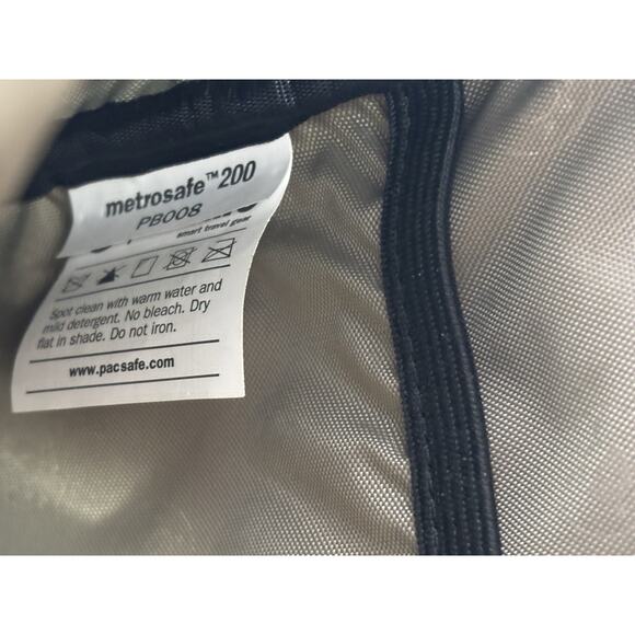 Pacsafe Metrosafe 200 Anti-Theft Travel Shoulder Bag Brown Crossbody PB008 - Picture 16 of 16